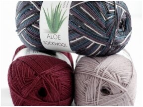 Aloe Sockwool - a pleasure to knit socks and not only socks