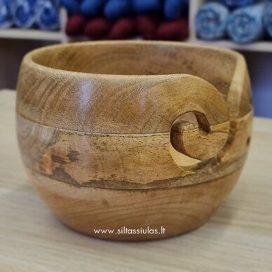 Yarn bowl (mango wood) 1